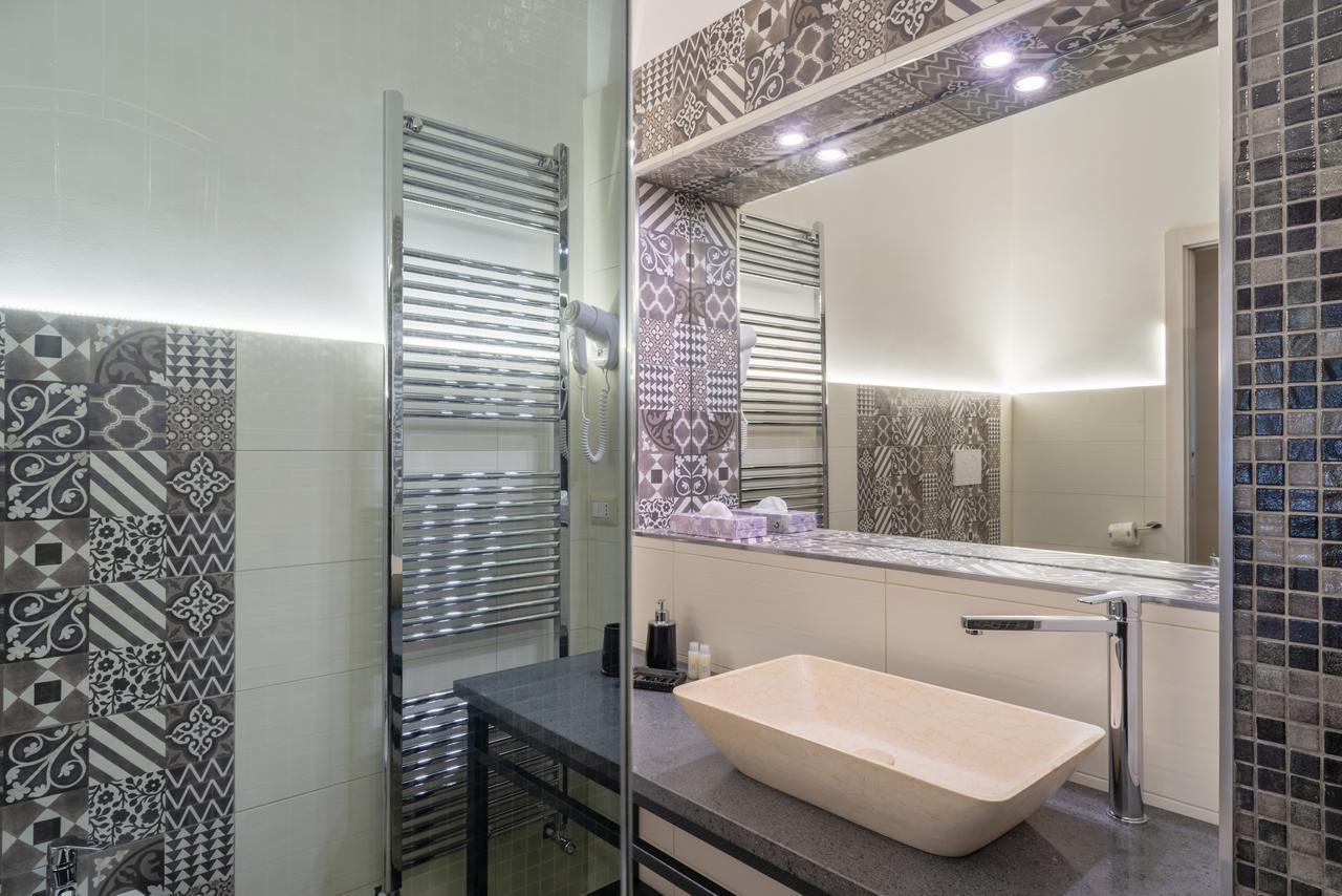 Villa Domus Salento Suites & Rooms Con Parcheggio Privato In Loco Lecce Exterior foto
