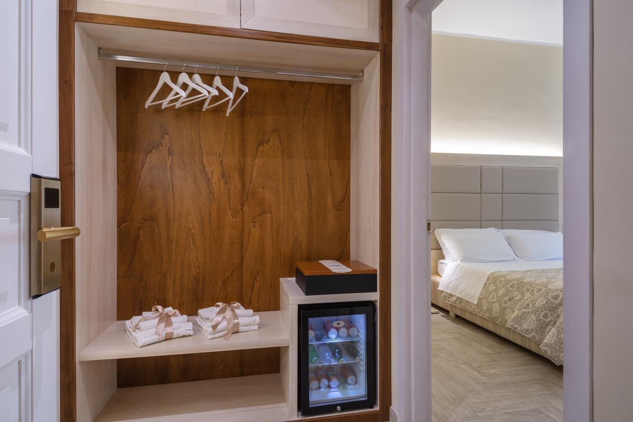 Villa Domus Salento Suites & Rooms Con Parcheggio Privato In Loco Lecce Exterior foto
